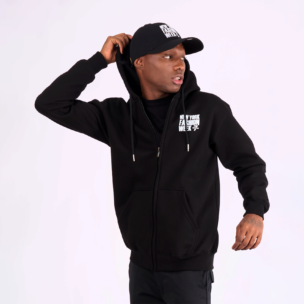 BLACK ZIP UP HODDIE